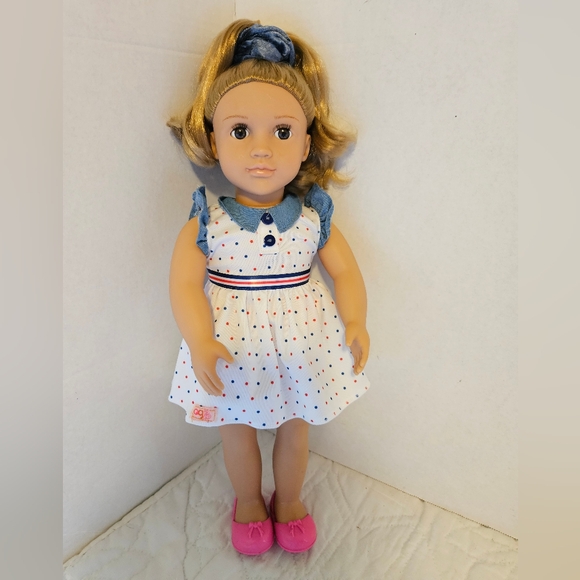 2023 OUR GENERATION 18"DOLL WITH 4PC OUTFIT INCLUDED - Picture 1 of 8
